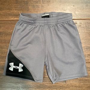 Boys Under Armour Shorts 3T